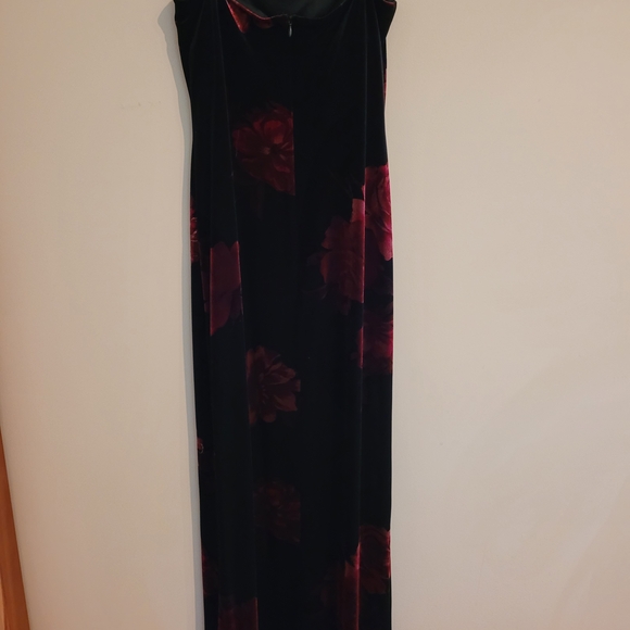 Rachel Kaye Black and Red Spaghetti Strap Maxi Dress - Picture 3 of 6